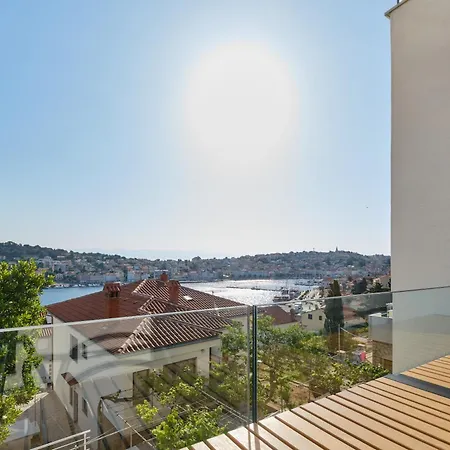 Design 3&4 * Mali Losinj