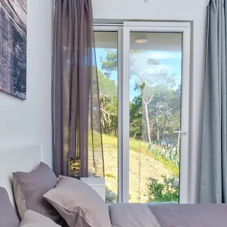 Design 3&4 Apartment Mali Losinj