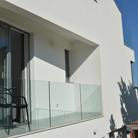 Design 3&4 *