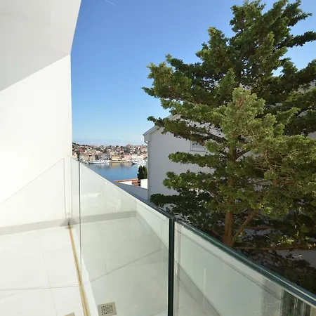 Apartment Design 3&4 *